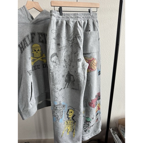 LARGE HALF EVIL VAMEE SKETCHBOOK HOODIE & SWEATPANTS SET ❤️✅ NEW SHIPS ASAP - Picture 9 of 16